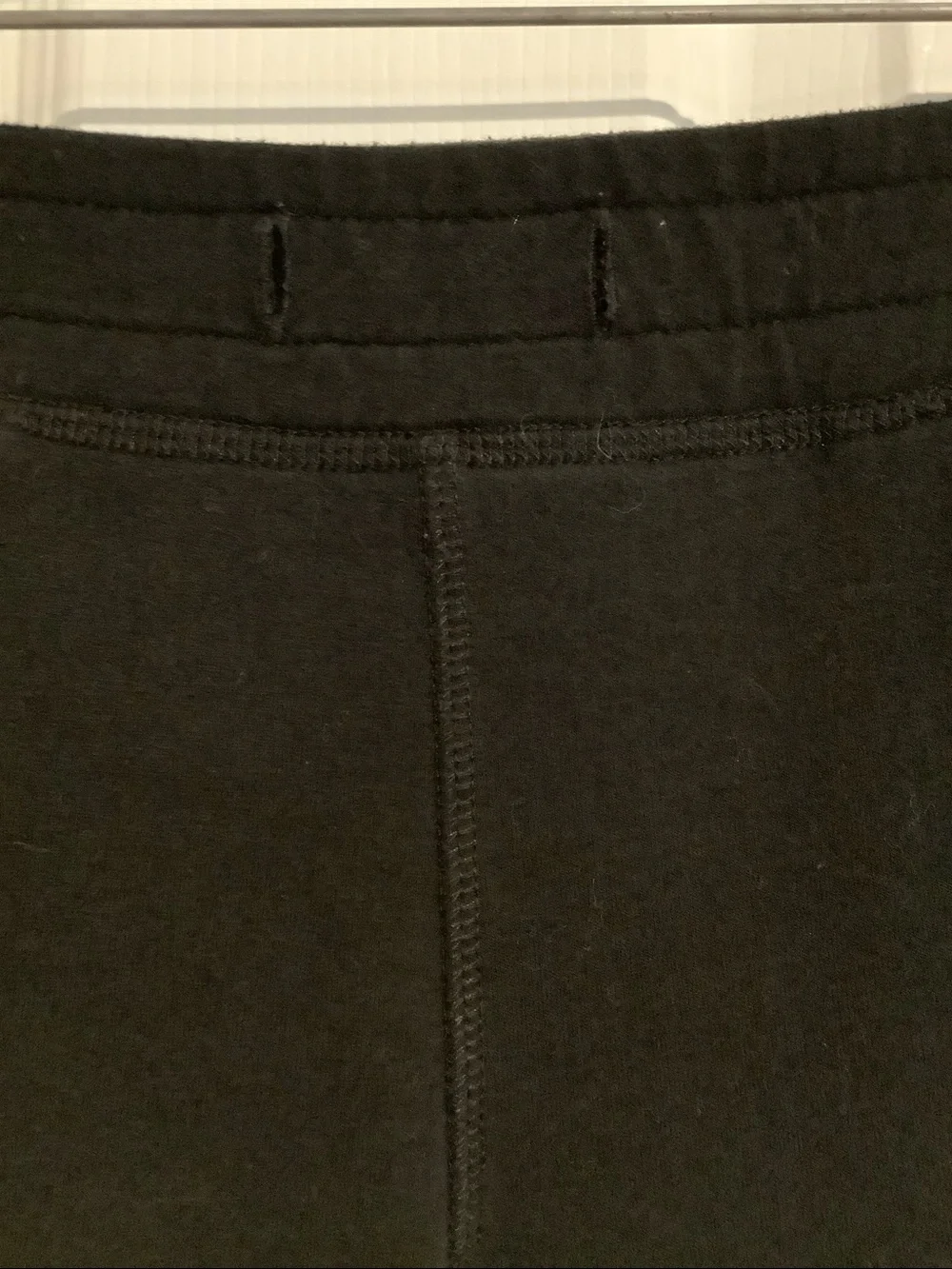 ALO Women’s Black Stretchy Work Out Gym Athleisure Activewear Travel Joggers M